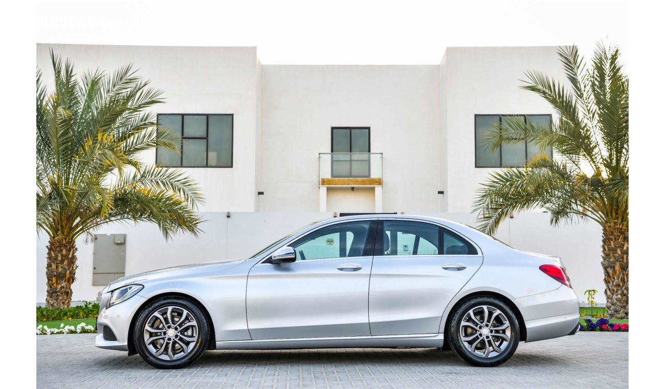 Mercedes-Benz C200 Under Warranty!  GCC - AED 2,280 P.M. AT 0% DOWNPAYMENT