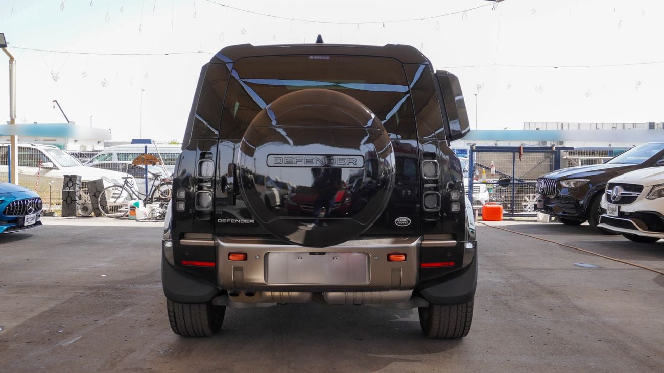 Land Rover Defender 3.0 L V6 d  RHD