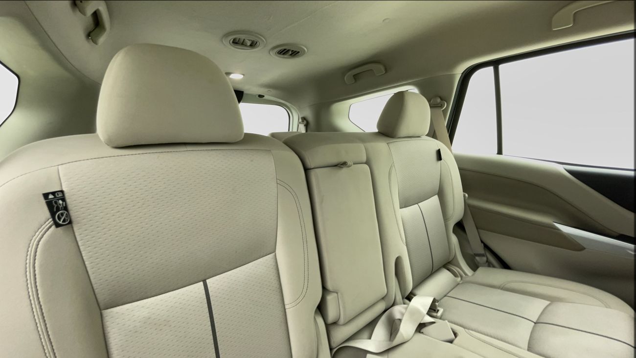 نيسان إكستيرا SE 2.5 | بدون دفعة مقدمة | اختبار القيادة في المنزل