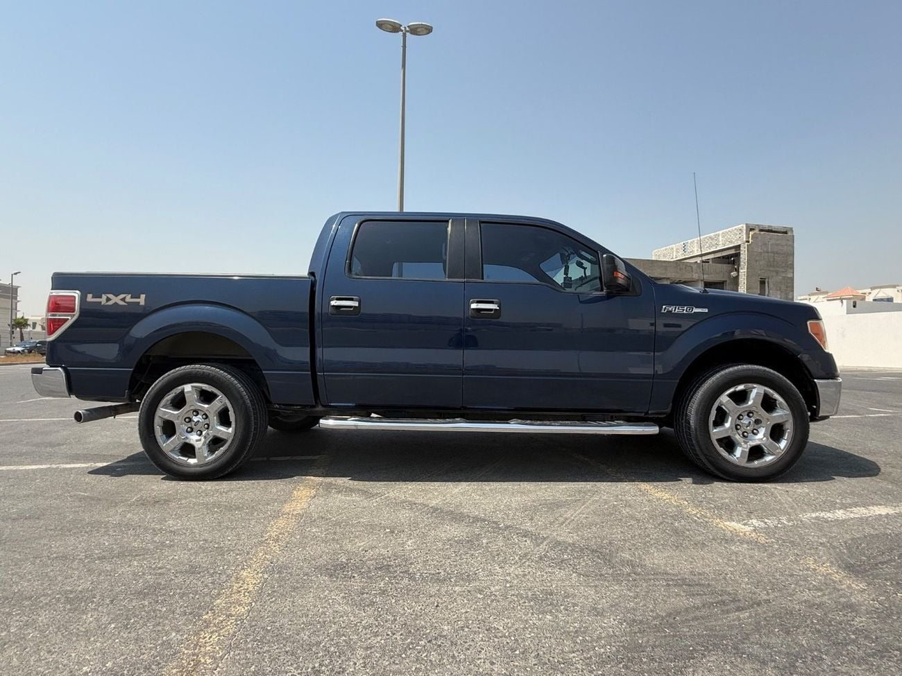 فورد F 150 XLT كابينة طاقم كروم باك