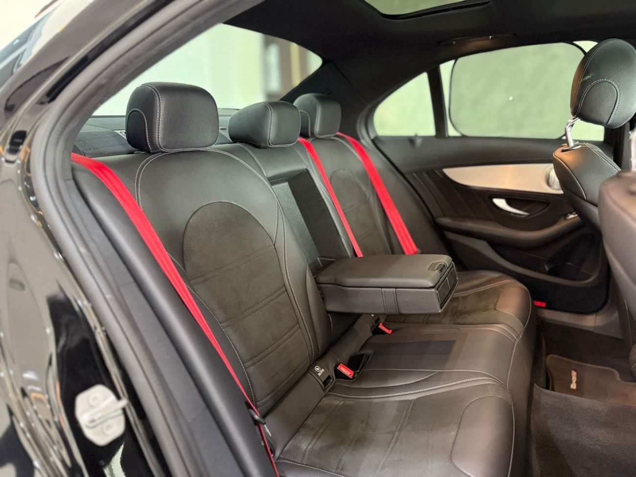 Mercedes-Benz C 63 AMG SE Performance MERCEDES S63 AMG II 2021 II FULL LOADED