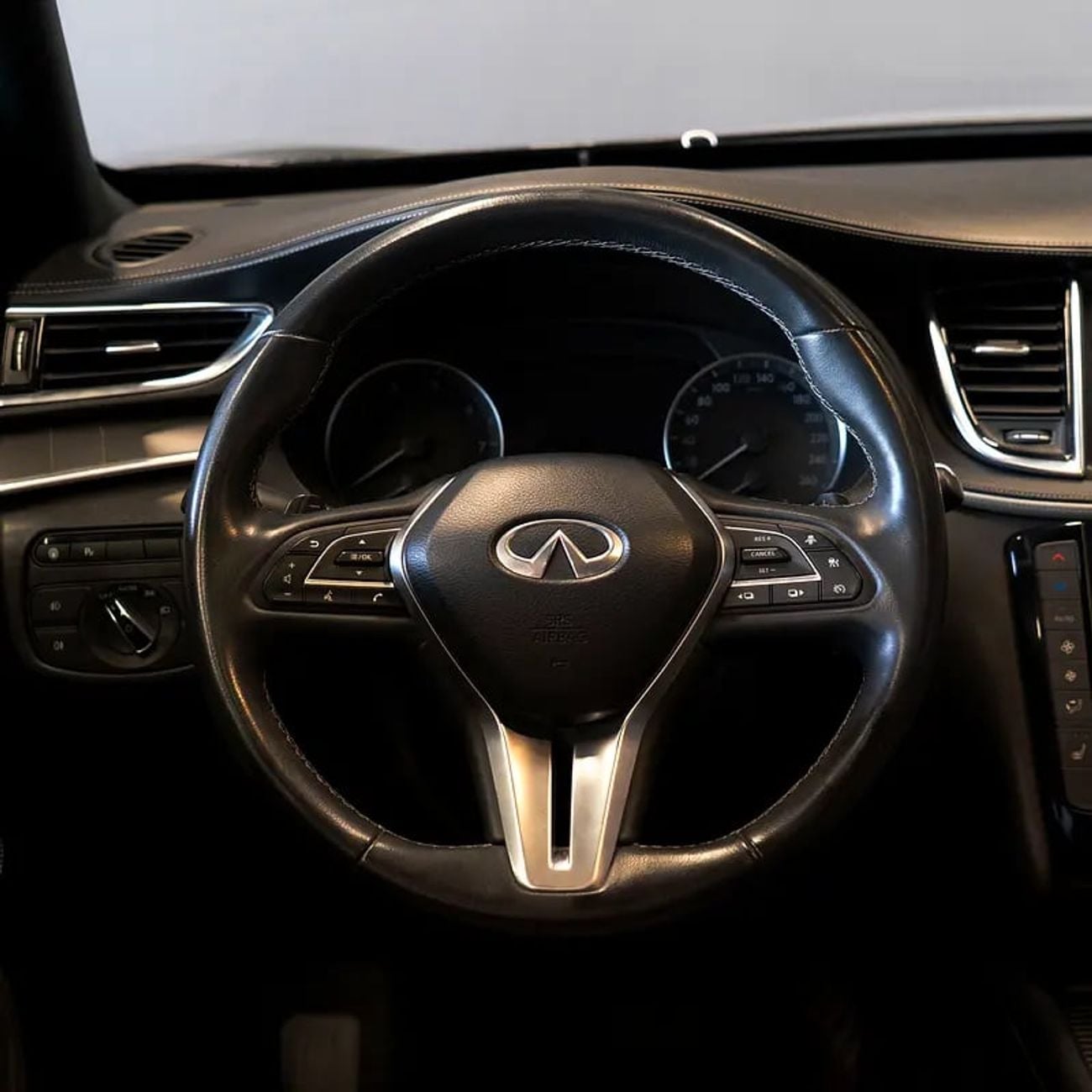 إنفينيتي QX55 2.0T Sensory (AWD) 2,394 pm • 0% Downpayment • • 1 Year Warranty