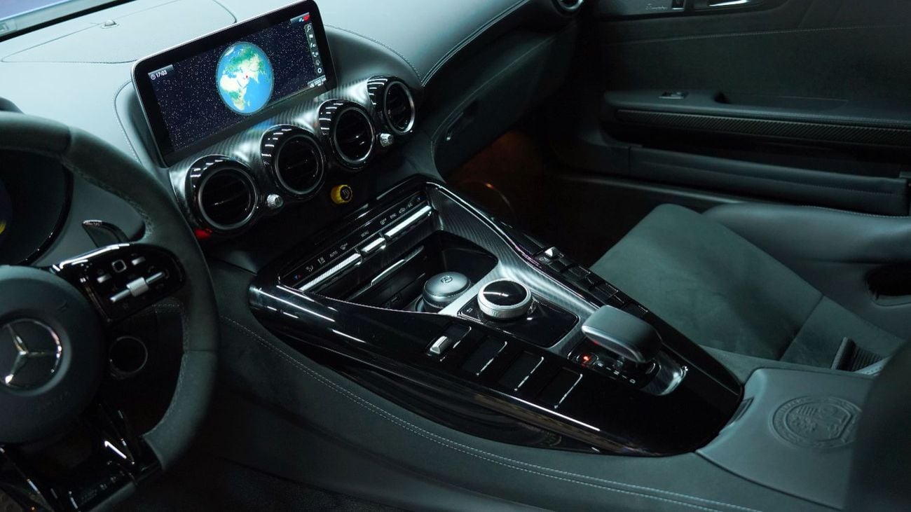 Mercedes-Benz AMG GTR | LIMITED OFFER | IMMACULATE CONDITION | CARBON DETAILS | SPORT AMG SEATS