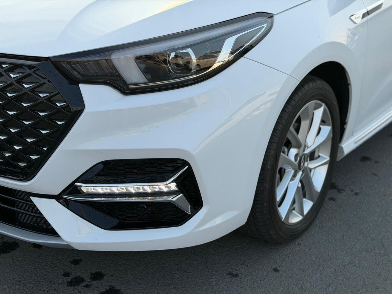 Chery Arrizo 6  1.5L PETROL AUTOMATIC TRANSMISSION ( FOR RE-EXPORT ONLY )