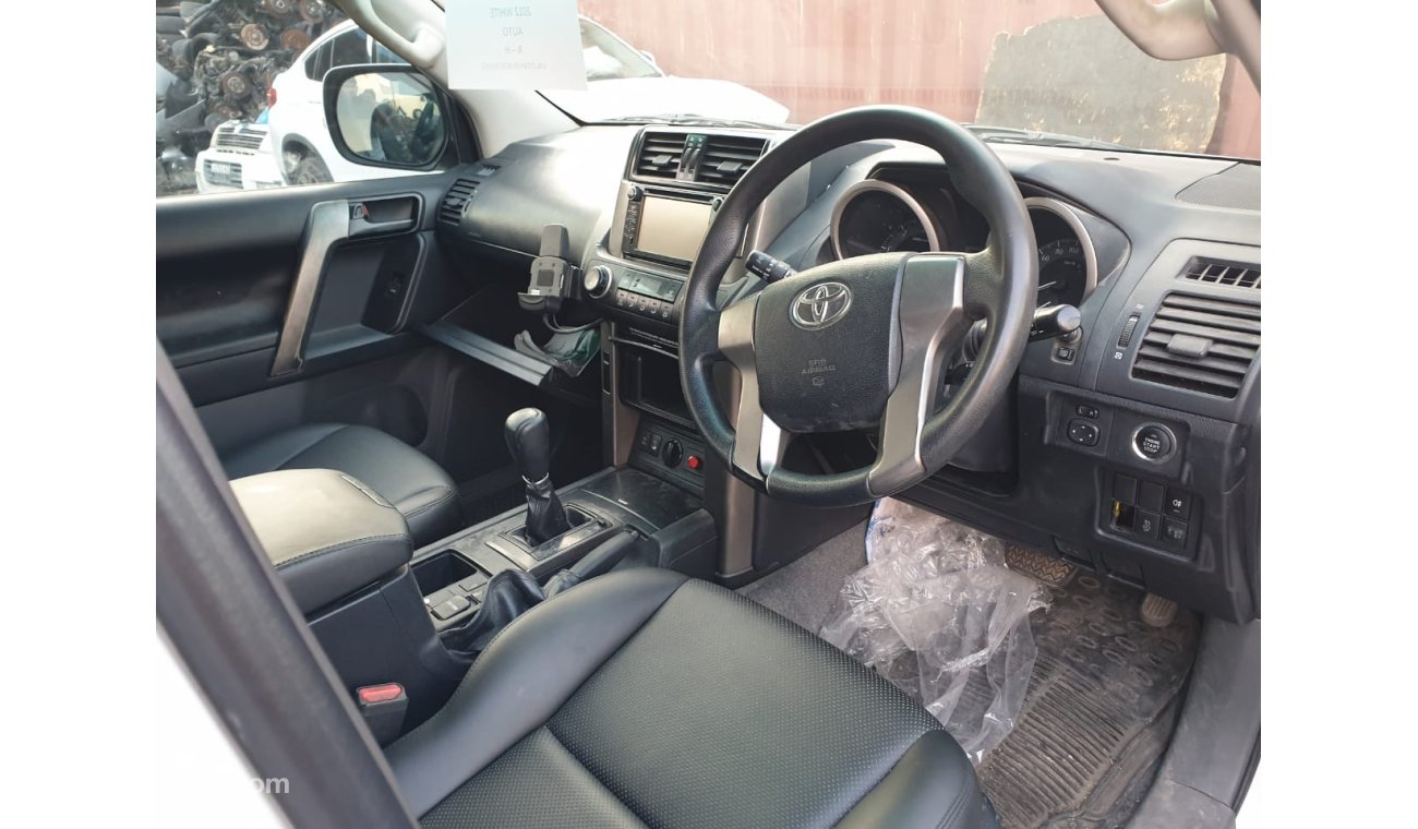 Toyota Prado DIESEL FULL OPTIONE 3.0L 4X4 RIGHT HAND DRIVE