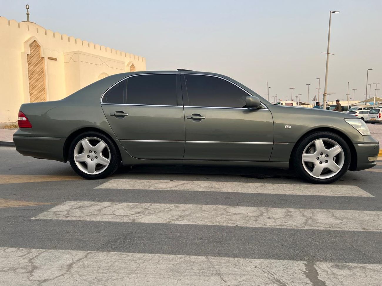 Lexus LS 430