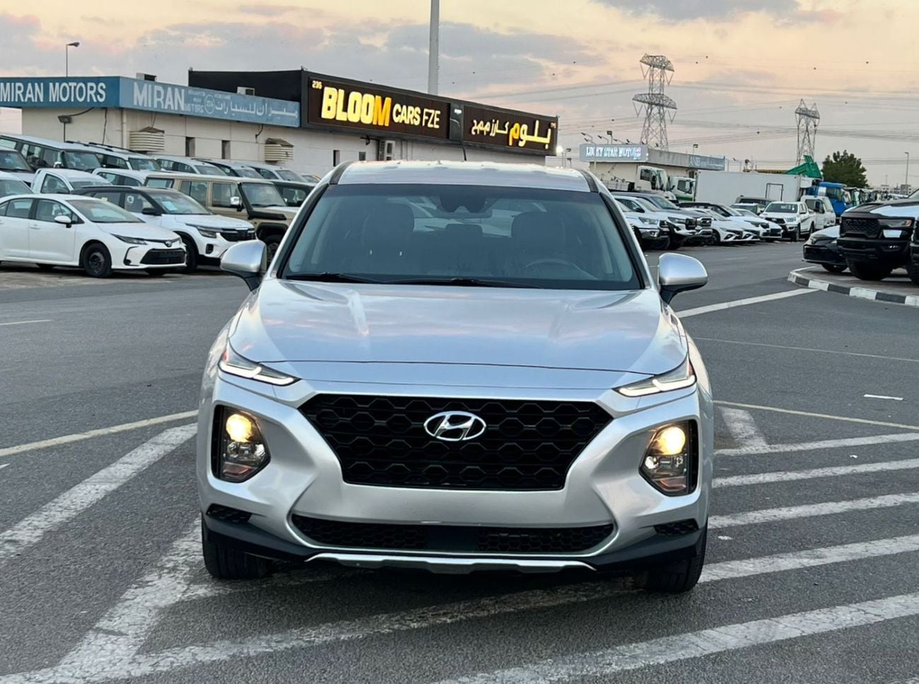Hyundai Santa Fe STD (NON GCC) — фото 2