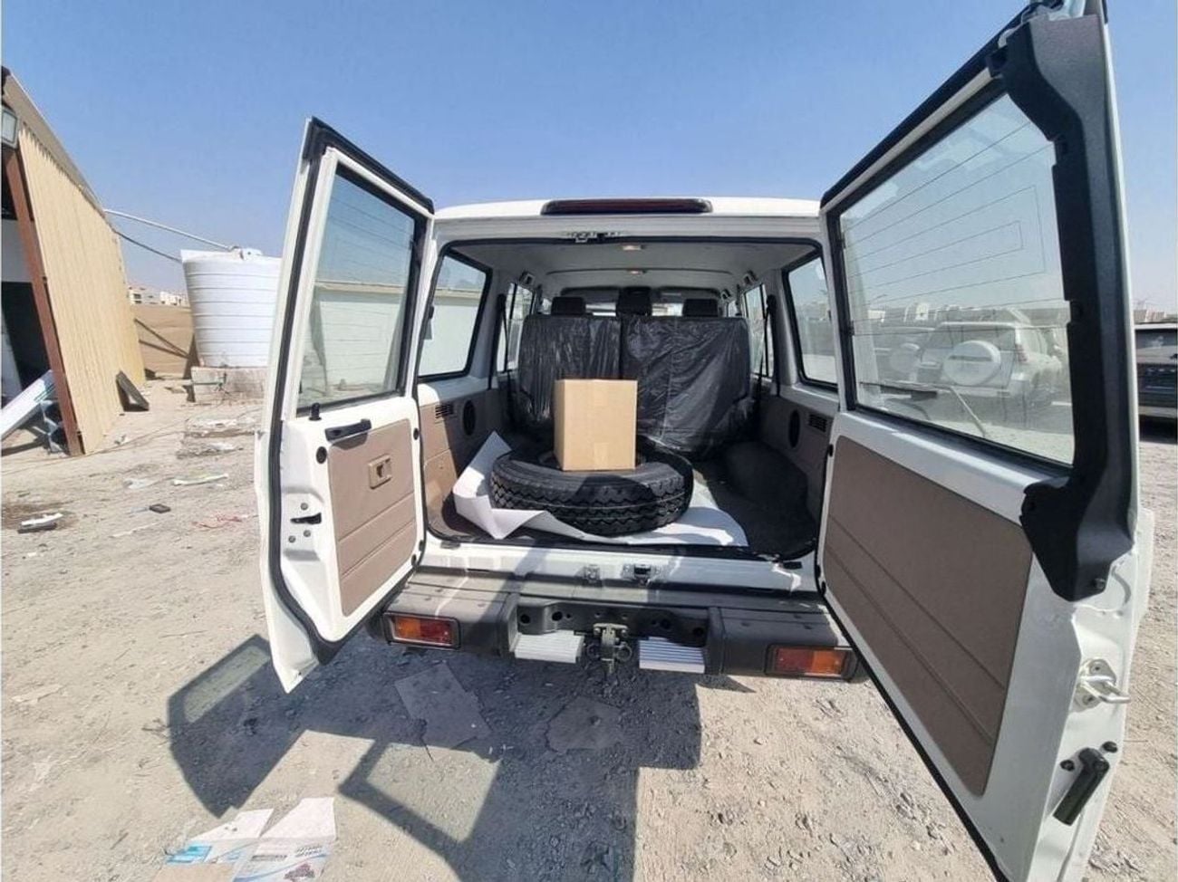 تويوتا لاند كروزر 70 LX LC 76 4.0 V6 PETROL HTOP 5 DOOR