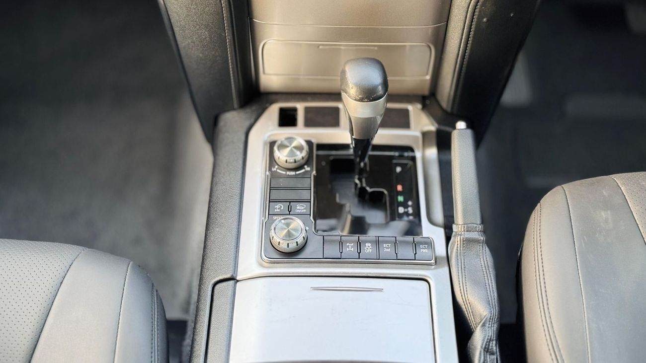 تويوتا لاند كروزر RHINO RACK WITH SIDE AWNING CAMPING TENT | 4.5L DIESEL ENGINE | PUSH START | RHD