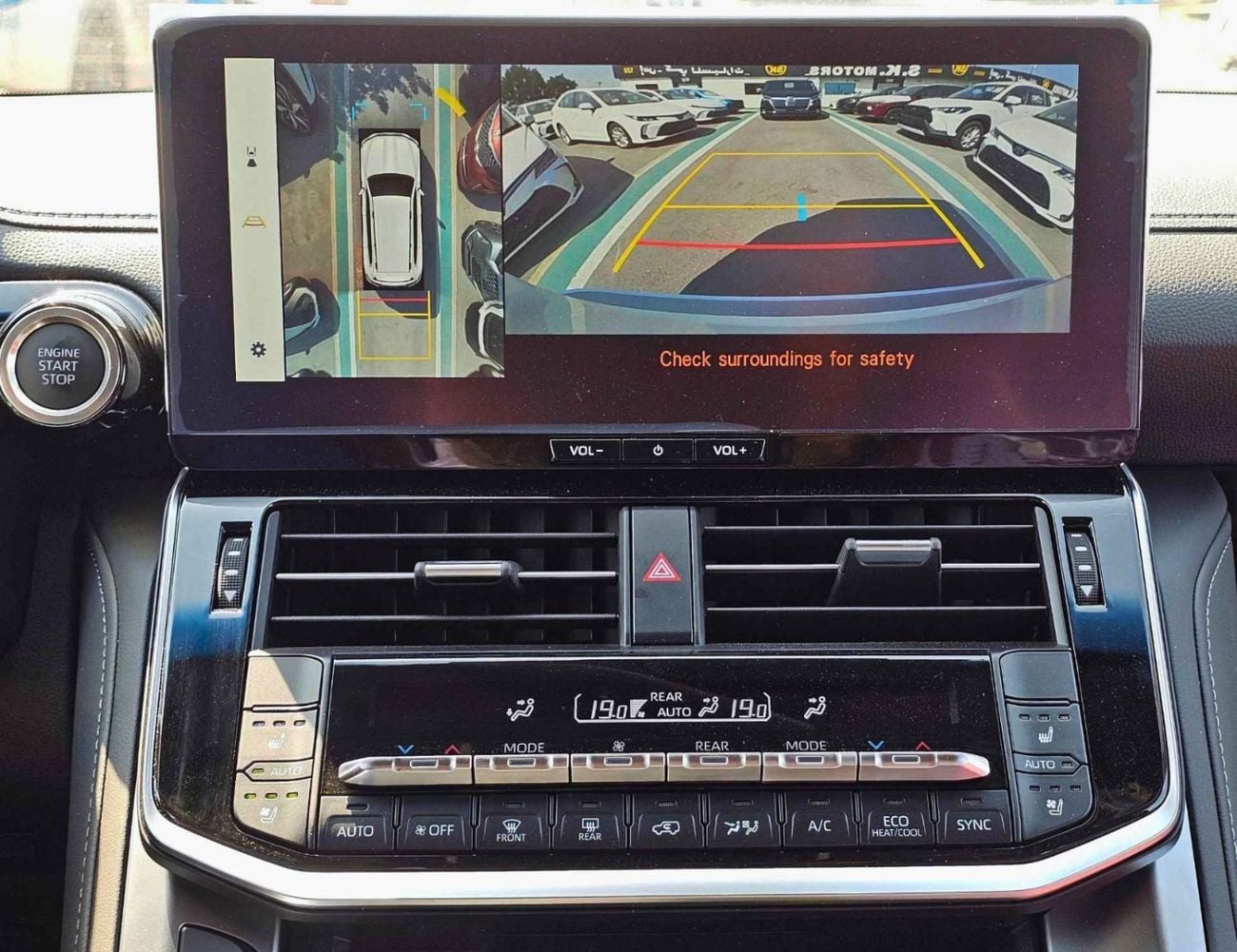 Toyota Land Cruiser VXR 3.3L DIESEL TWIN TURBO || PWR WITH MEMORY SEATS || HUD , RADAR | JBL SPEAKERS (CODE # LCDVXRHA)