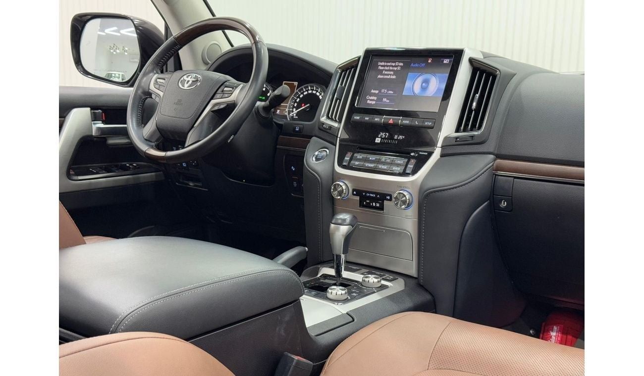 Toyota Land Cruiser VX.R Grand Touring S 5.7L 2021 Toyota Land Cruiser VX.R Grand Touring S, 2025 Toyota Warranty, 2026