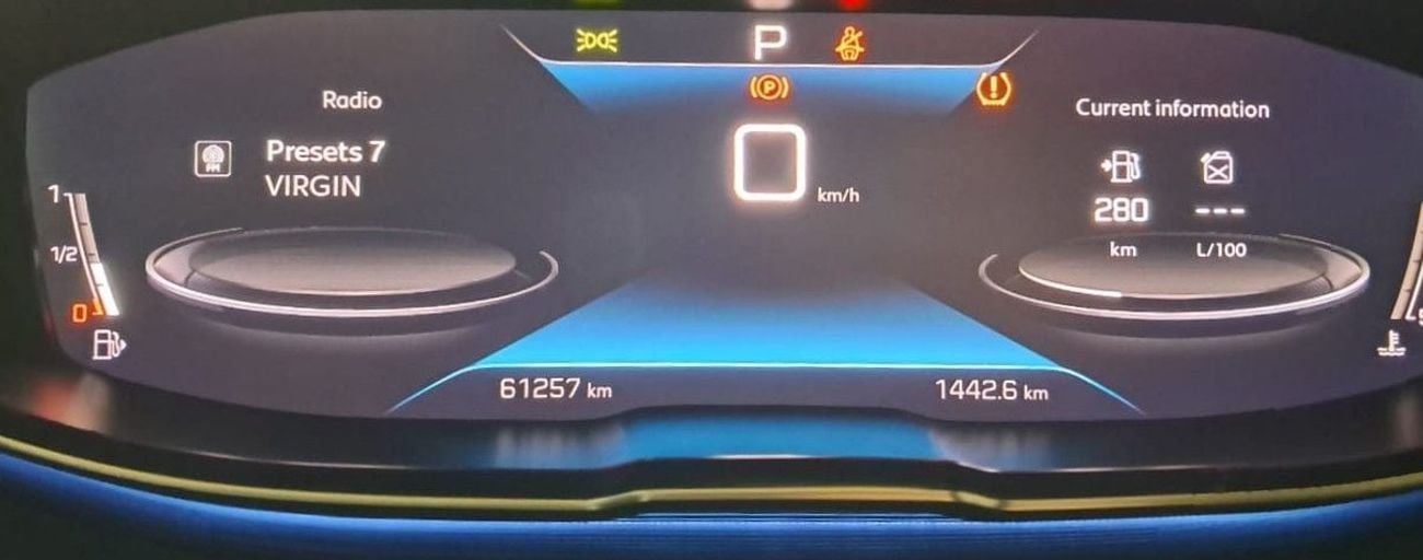 Peugeot 3008 Active+ 1.6L Peugeot 3008 -2022 -, GCC, in excellent condition, 61,000 km, 1.6L engine, priced at