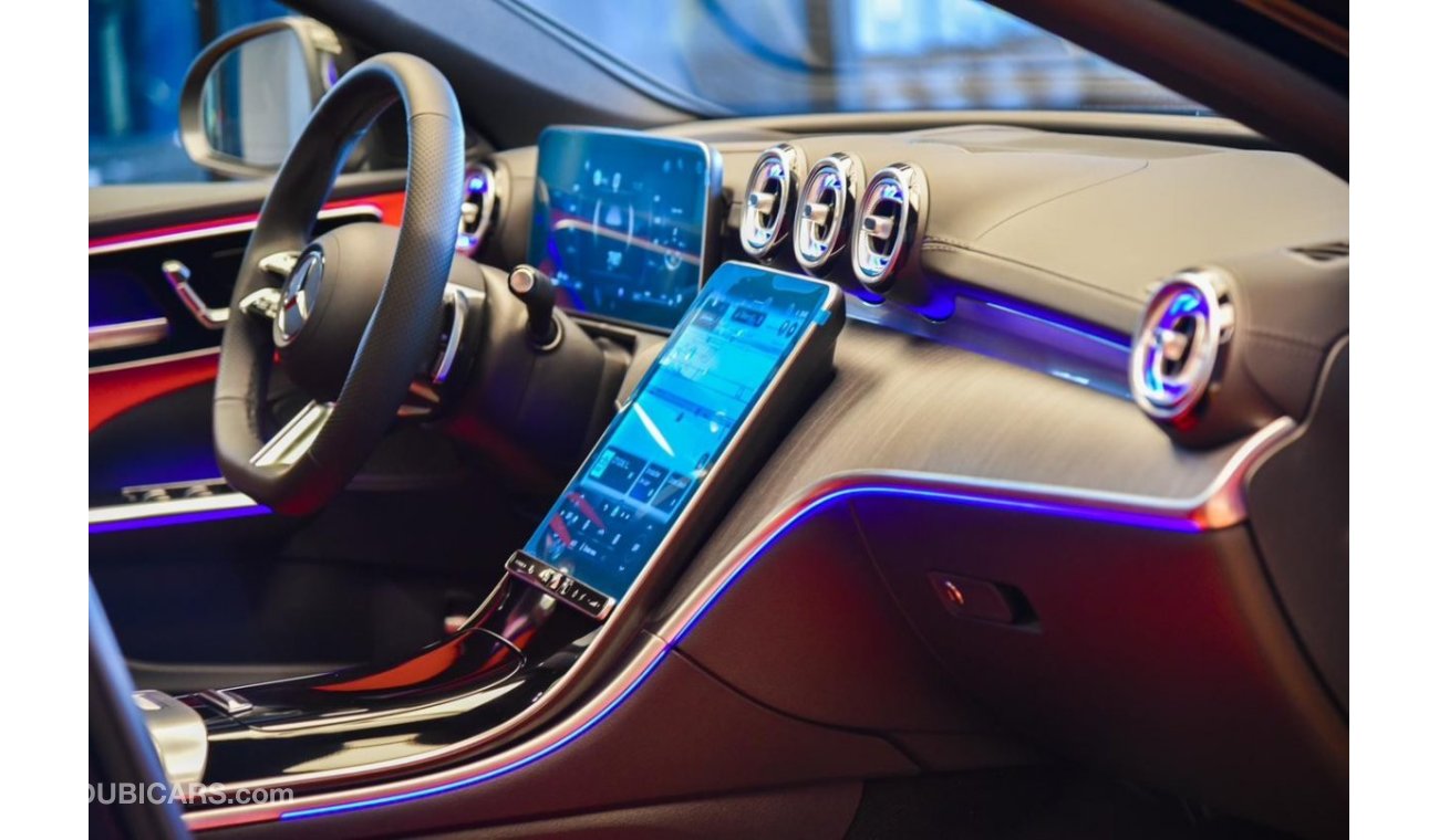 Mercedes-Benz C 200 ✔ Panoramic Roof ✔ 360-view Five cameras