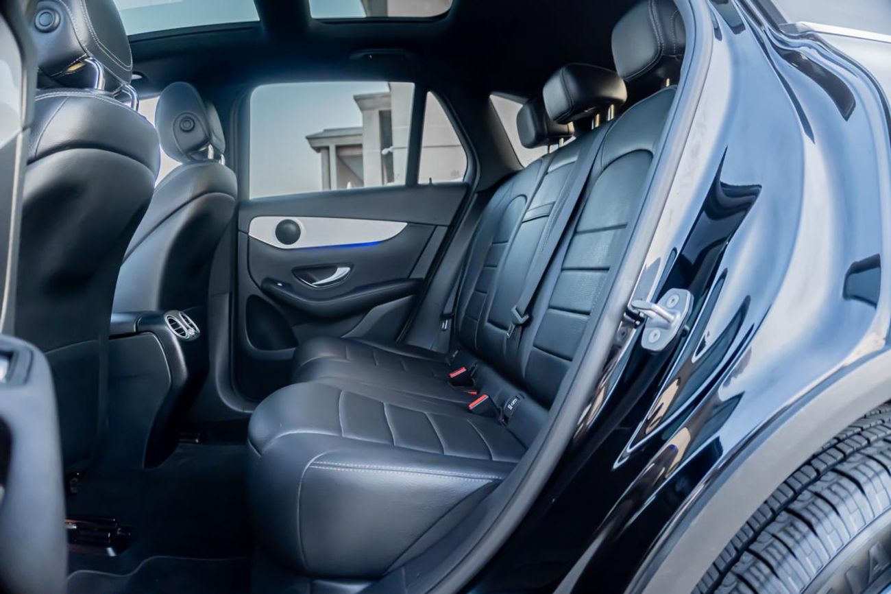 مرسيدس بنز GLC 300 Std 2.0L