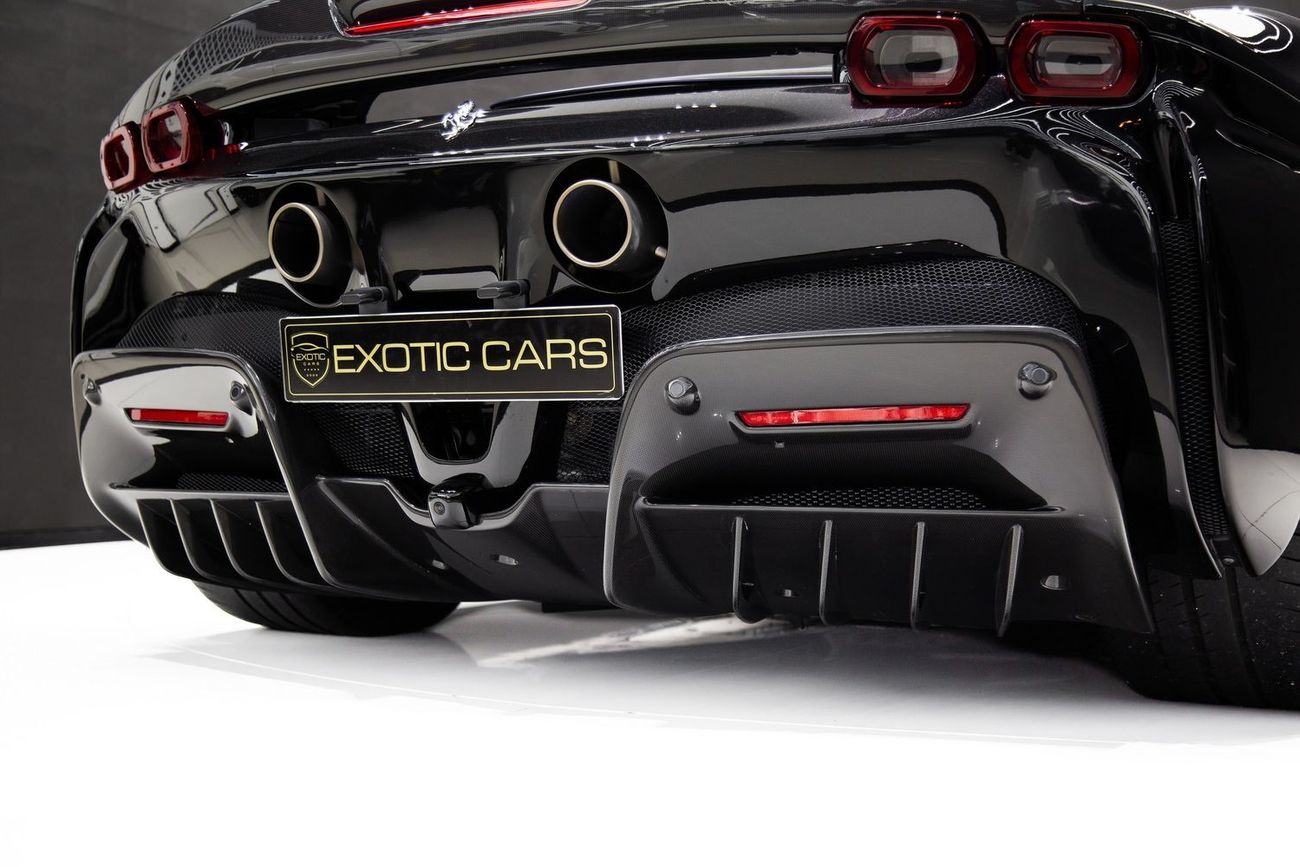 فيراري SF90 ستراديل Std