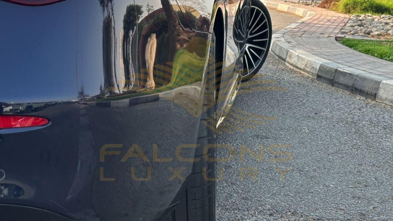 Mercedes-Benz S 500 4MATIC MODEL 2022 - NO ACCIDENT OR PAINT AMG Package