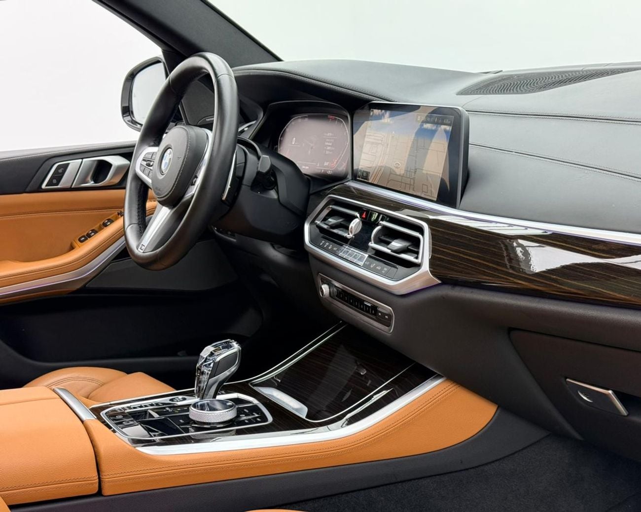 بي أم دبليو X5 2022 BMW X5 xDrive40i M-Sport, 2026 BMW Warranty + Service Pack, Very Low Km, Fully Loaded, GCC