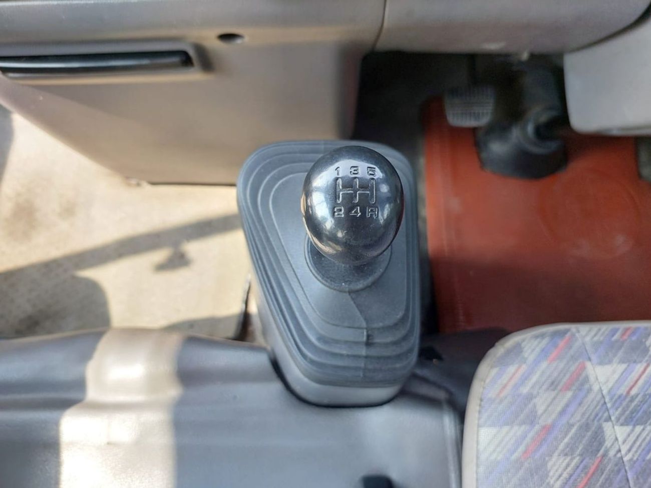 Nissan Civilian NISSAN CIVILIAN BUS RHD 2001 MODEL 4.1 L DIESEL MANUAL(PM10079)