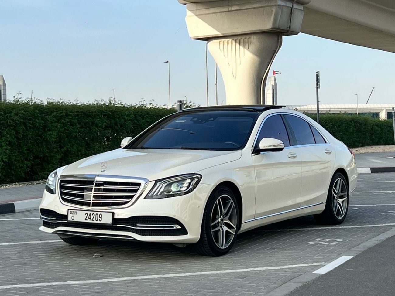 Mercedes-Benz S 400 2020 Mercedes Benz S400 Class 3.0L V6 Twin Turbo Japanese Specs Full Option - 360* CAM HUD - Full Pa