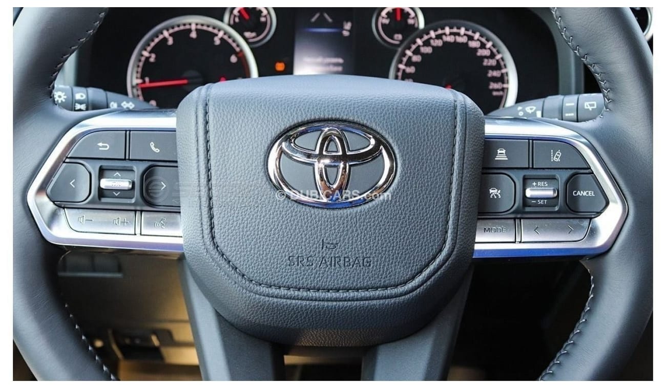 تويوتا لاند كروزر GXR LC300 4.0L 6CYL EURO SPECS WITH HEATER AND COOLER SEATS AVAILABLE IN UAE