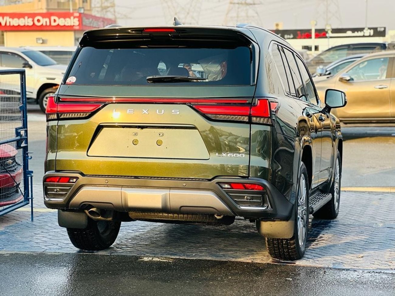 Lexus LX600 F Sport 3.5L Lexus Lx600 vip 2025 green colour RHD 4x4 4 seats RHD 3.3L Petro engine