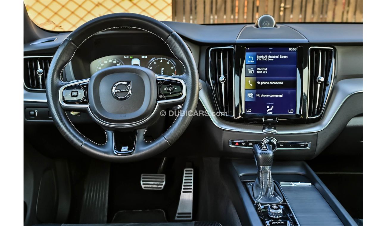 فولفو XC 60 T6 R Design | 2,330 P.M | 0% Downpayment | Perfect Condition!