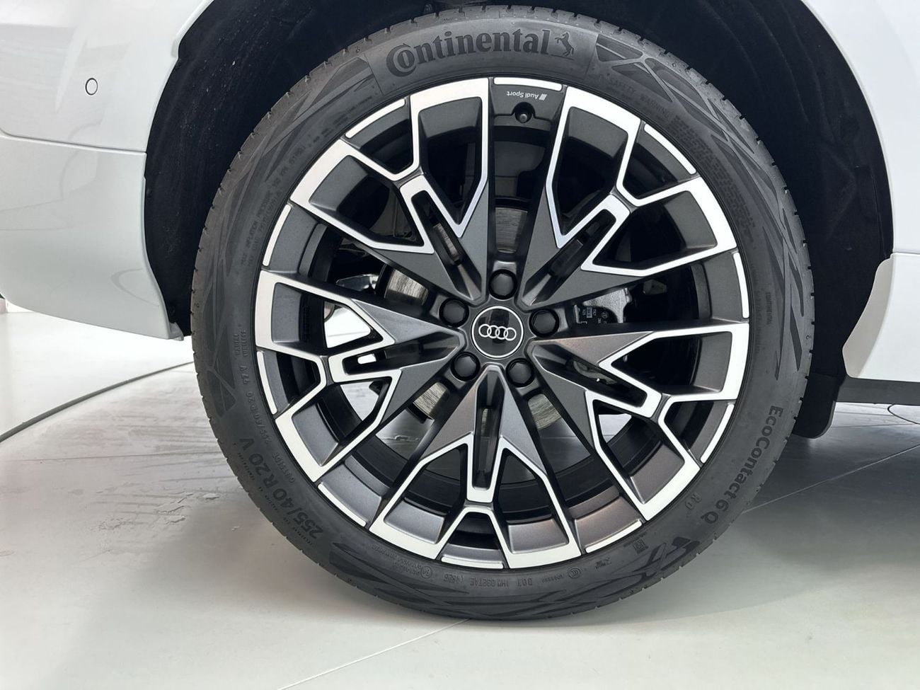 Audi Q3 Sportback TFSI quattro 204hp Premium Edition (Ref# 24978)