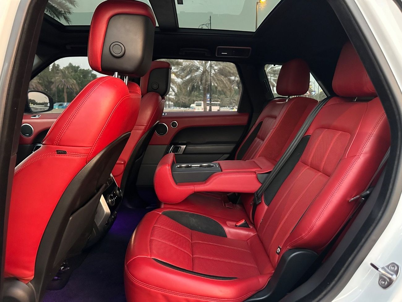 Land Rover Range Rover Sport DYNAMIC 5.0L (525 HP)