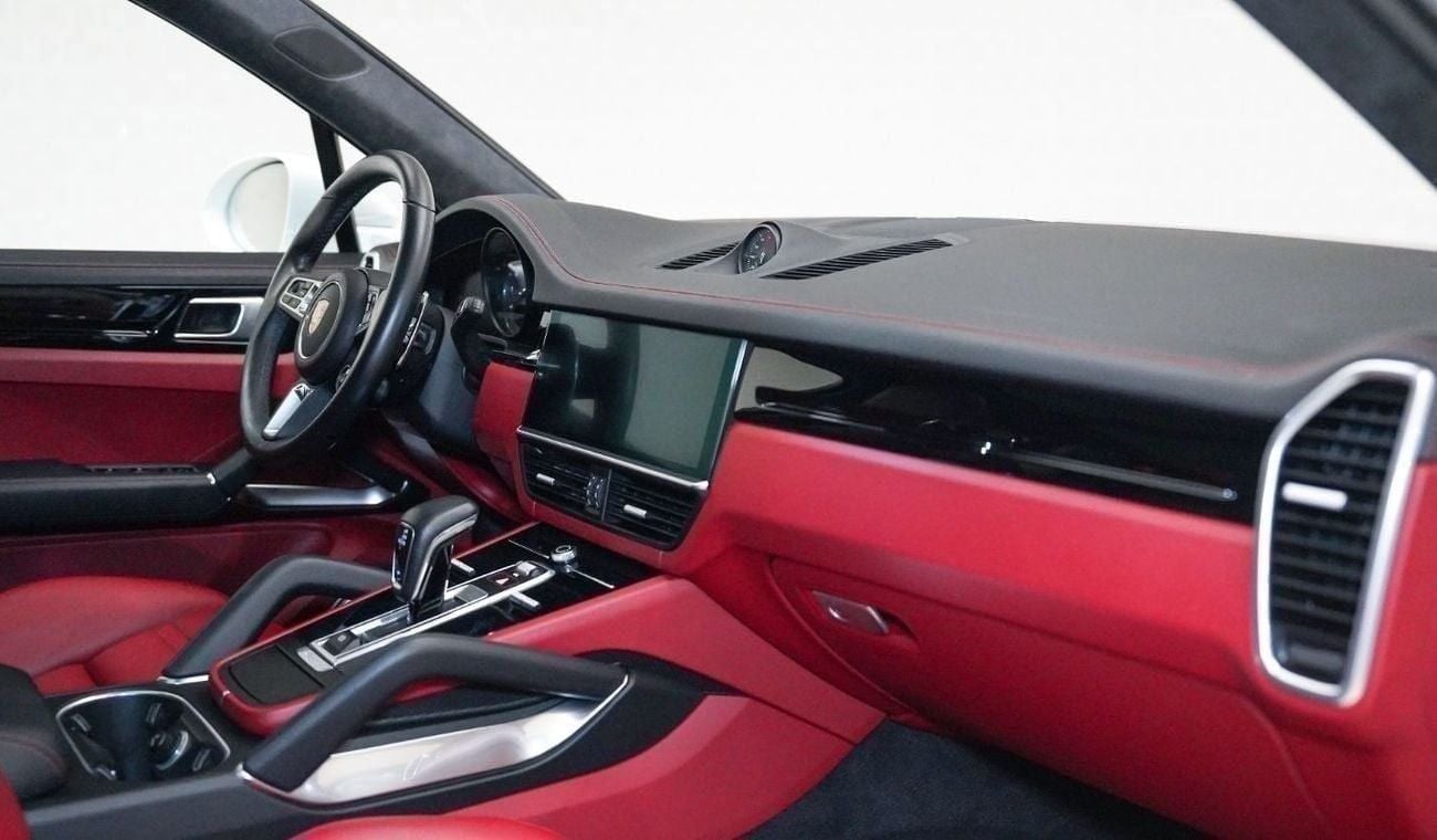 Porsche Cayenne Turbo 4.0L (550 HP) | AED 4913 PM | 2 Years Unlimited Warranty