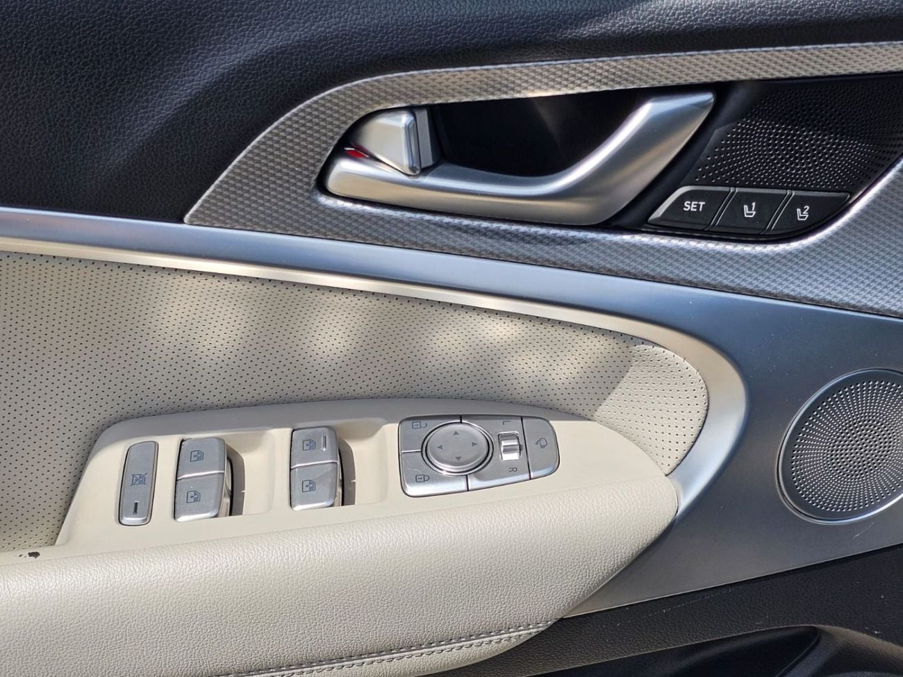 جينيسس G70 Prestige 2.0L AWD