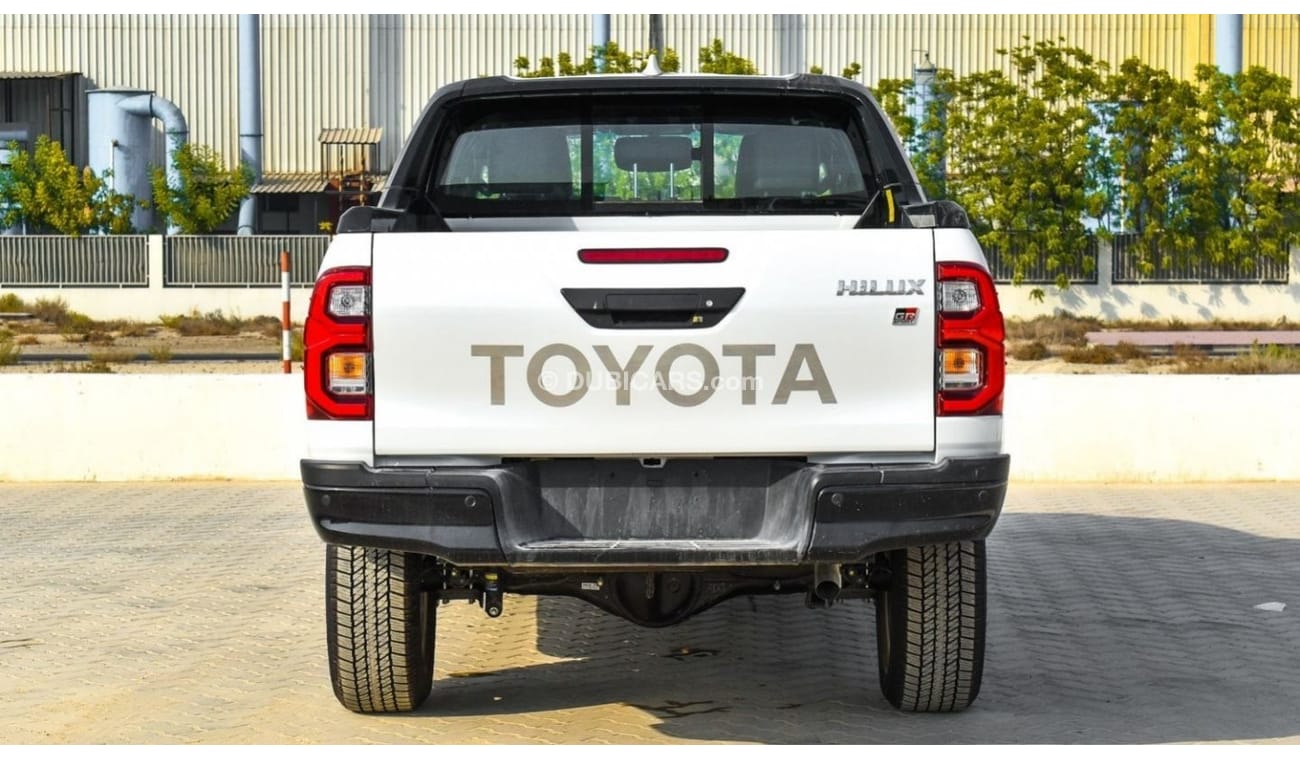 Toyota Hilux 2023 Toyota Hilux 4x4 DC 2.8 GR Sport D AT - White inside Black