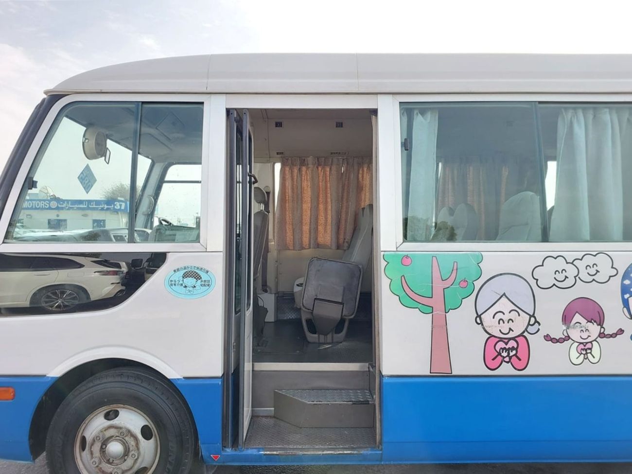 ميتسوبيشي روزا (RAMADAN OFFER) MITSUBISHI ROSA BUS RHD 2003 MODEL 5.2 L DIESEL MANUAL(PM00111)