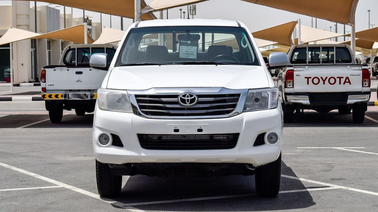 تويوتا هيلوكس GL 4X4, Manual Gear, Petrol, Accident and paint free