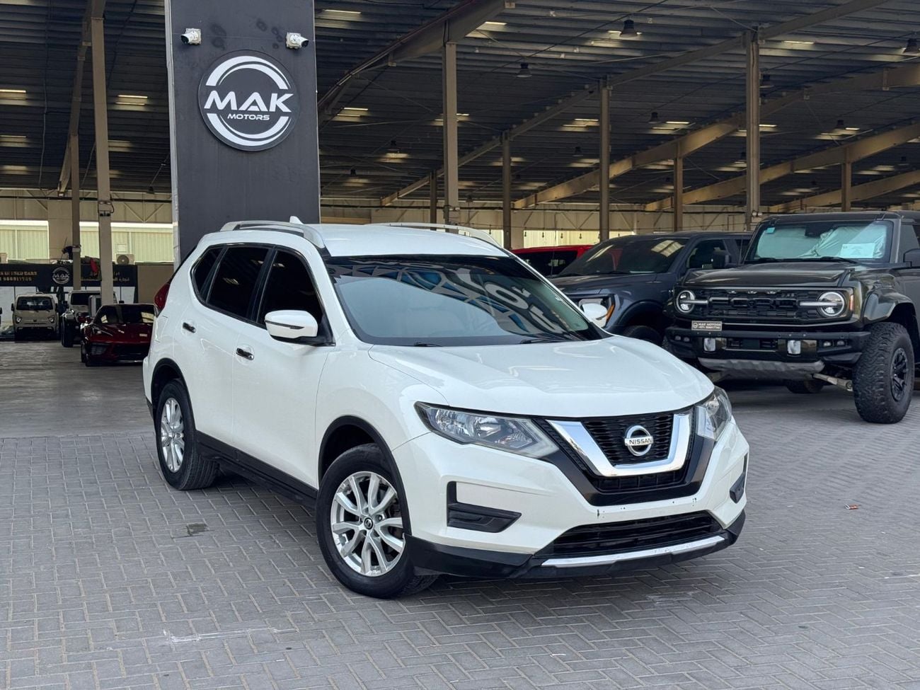 Nissan X Trail 2.5L V4 / 67000 KM ONLY! / BIG SCREEN / ANDROID-AOOLE CAR PLAY / RIMS / IN PERFECT CONDITION