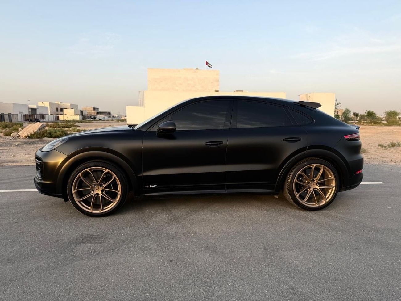 بورش كايان Turbo GT