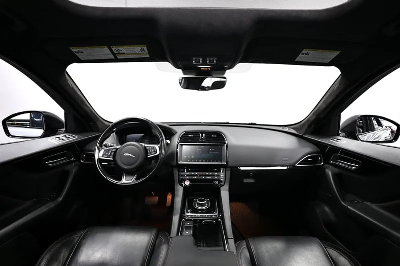 جاكوار F بيس | | 1,500 Monthy | Low KMs | Free Insurance + Registration | Ref#A662166