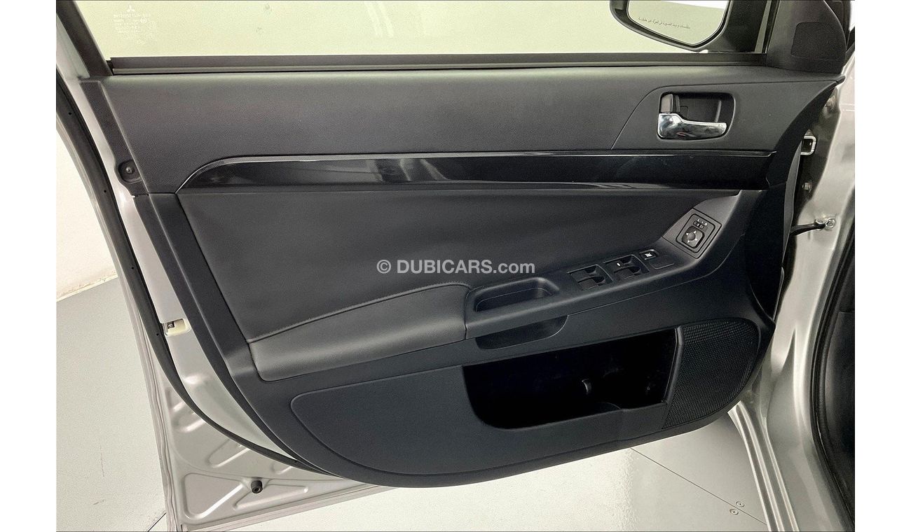 ميتسوبيشي لانسر GLS (W/Sunroof)