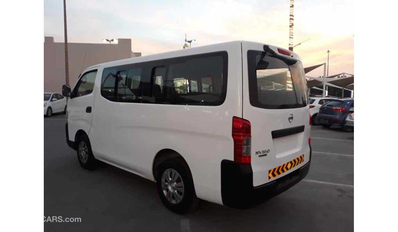 Nissan Urvan سياره نظيفه جدا بدون حوادث بحاله ممتاذه صبغة وكاله