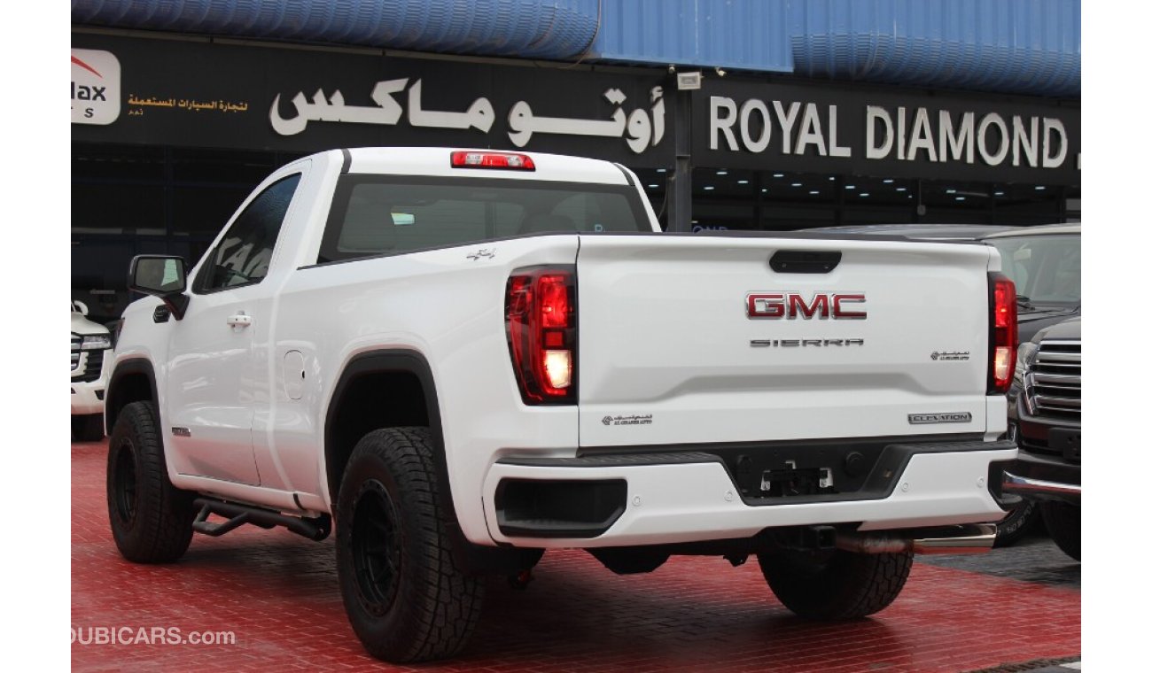 GMC Sierra (2019)  ELEVATION 4X4, GCC