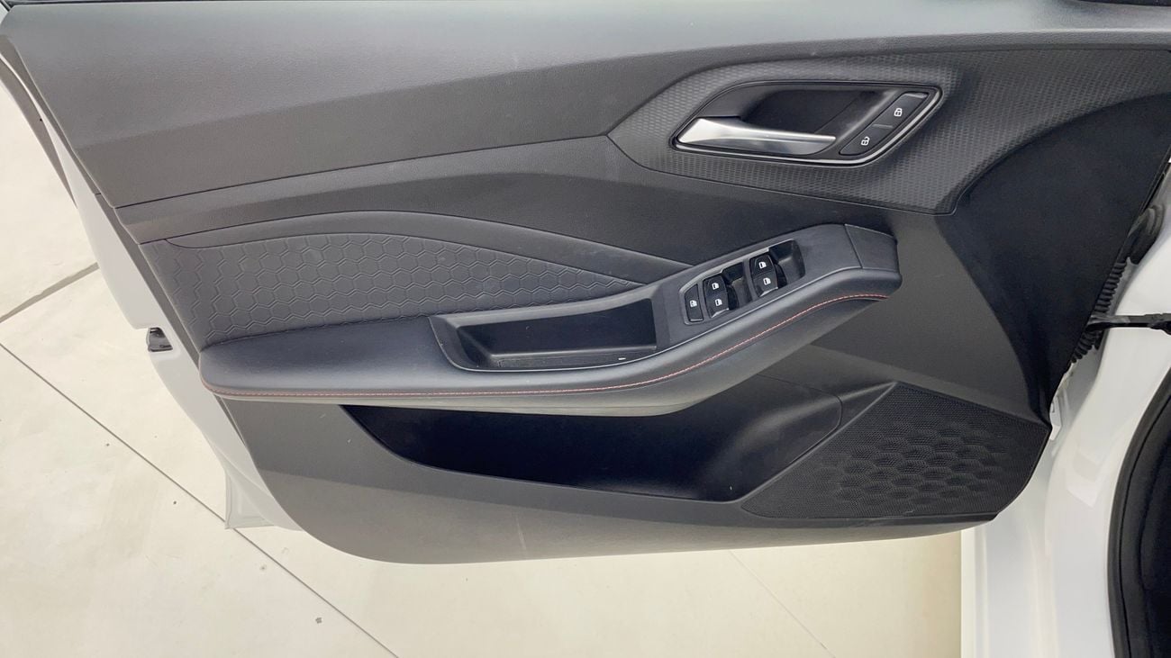 MG GT STD 1.5 | Zero Down Payment | Home Test Drive