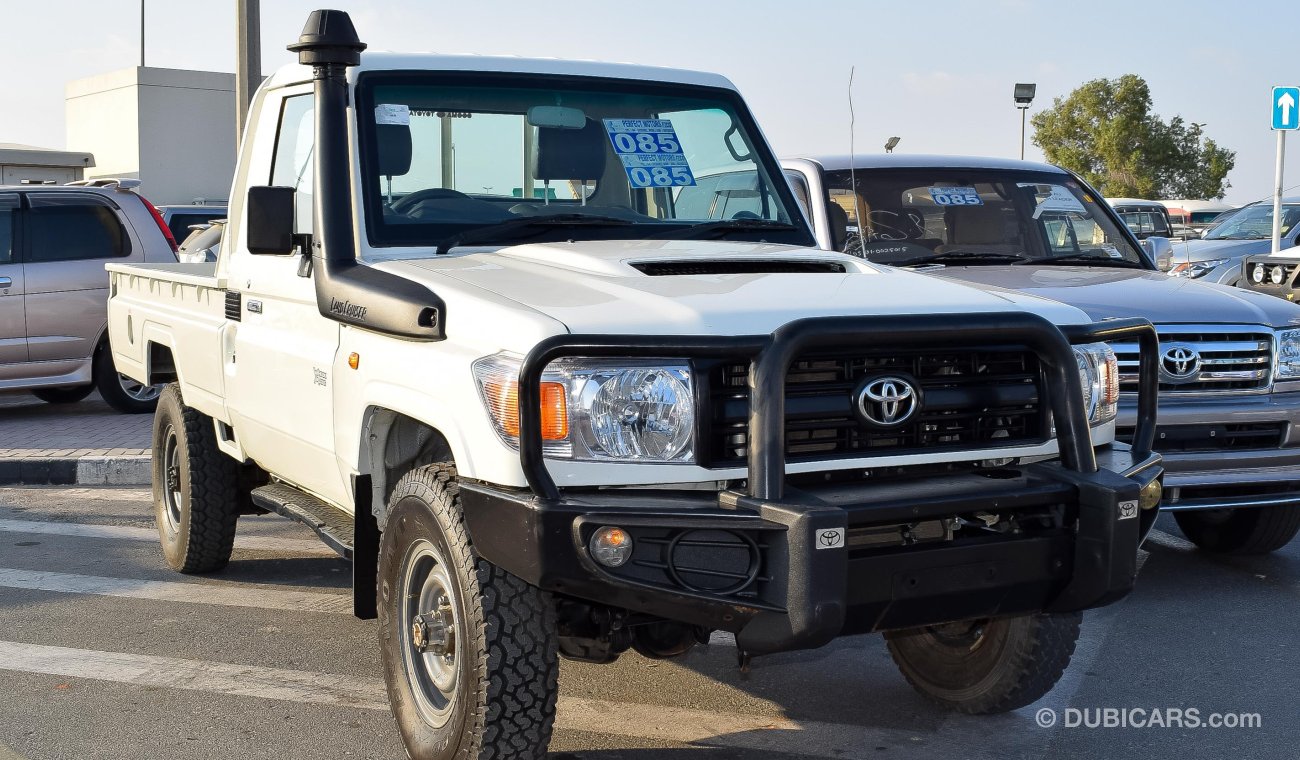 Toyota Land Cruiser Pick Up LX V8 Diesel