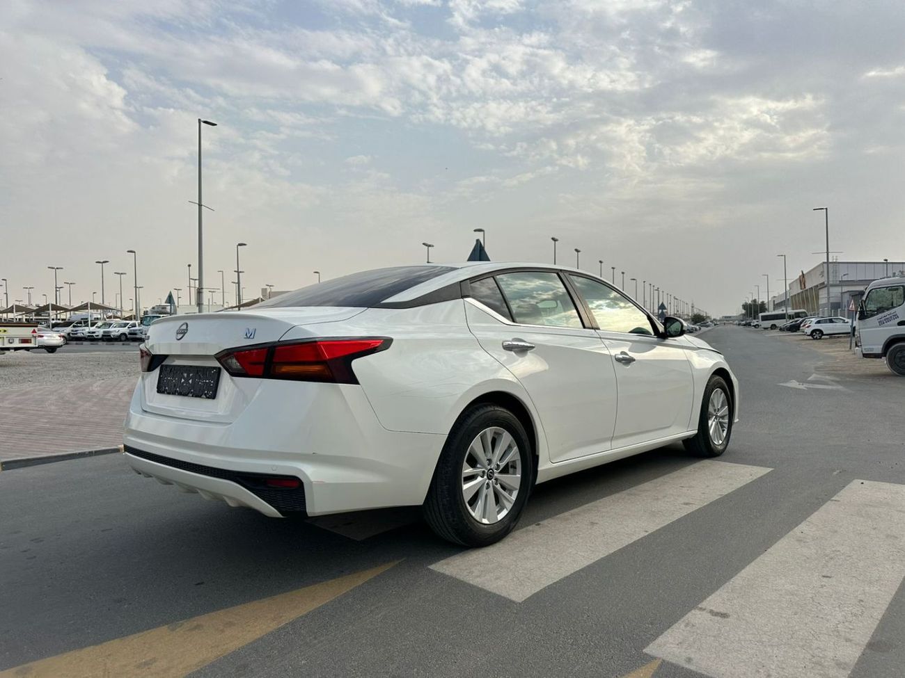 نيسان ألتيما