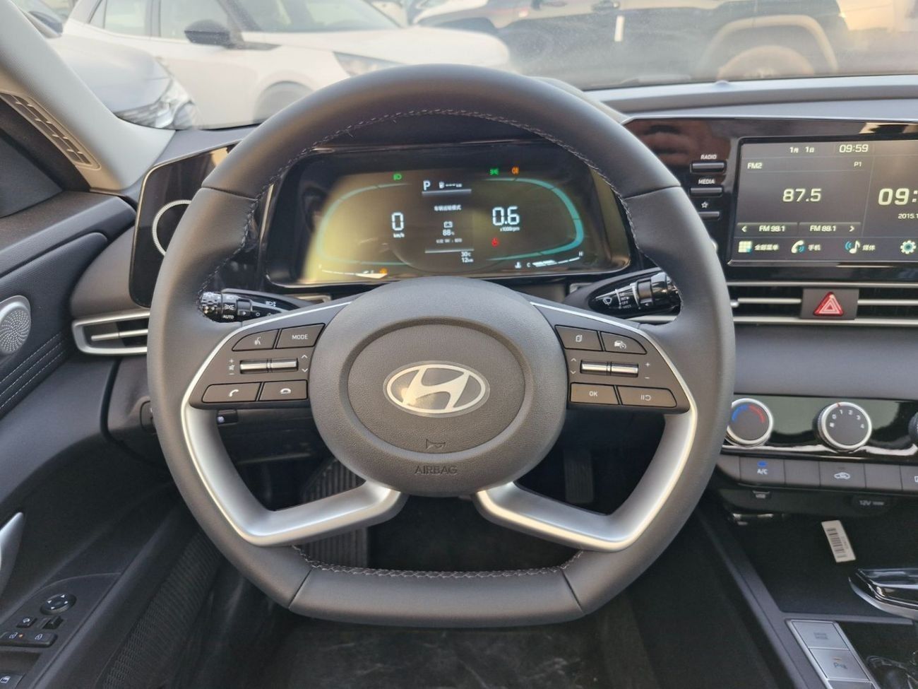 Hyundai Elantra 2025 HYUNDAI ELANTRA FULL BRAND NEW 0Km WITH 5% VAT INCLUDING WARRANTY + SERVICE