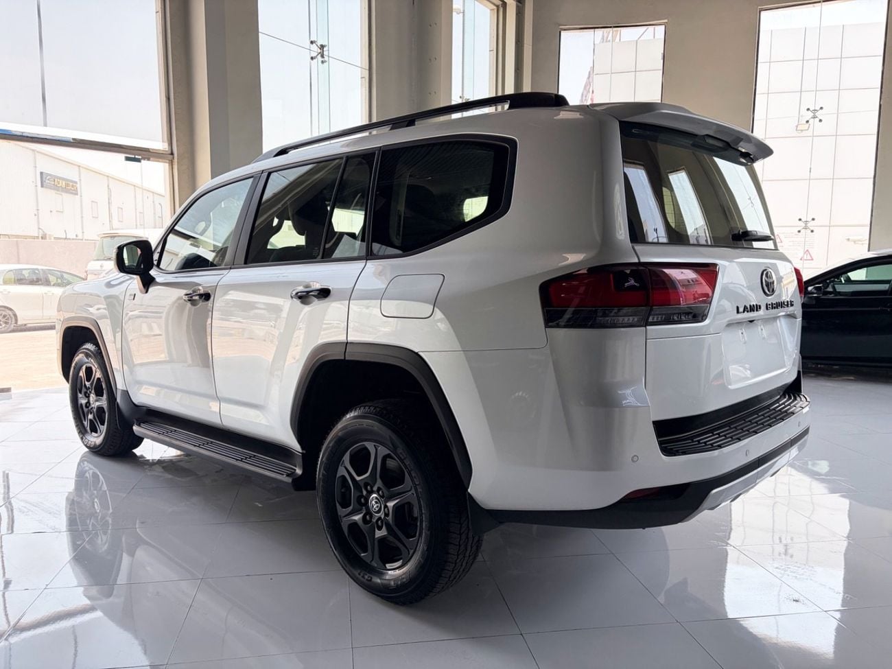 Toyota Land Cruiser Toyota LC300 GRS