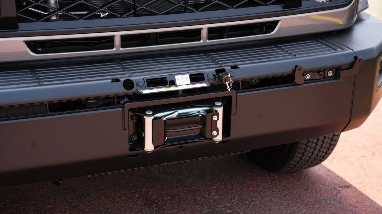 Toyota Land Cruiser LC71 71 MANUAL MID OPTIONS
