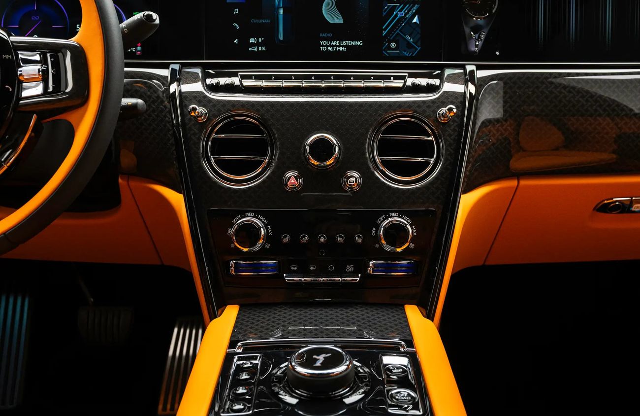 Rolls-Royce Cullinan 6.75L V12 Twin-Turbocharged Engine | Warranty