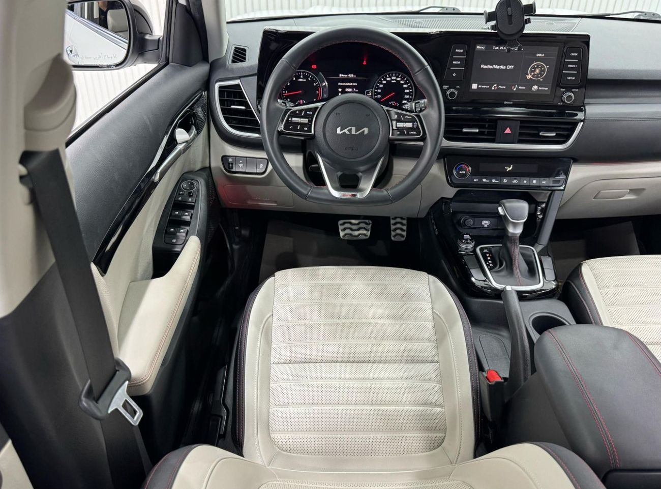 Kia Seltos GT Line 1.6L 2023 KIA Seltos GT Line, 2028 KIA Warranty, 2027 KIA Service Pack, Low Kms, GCC