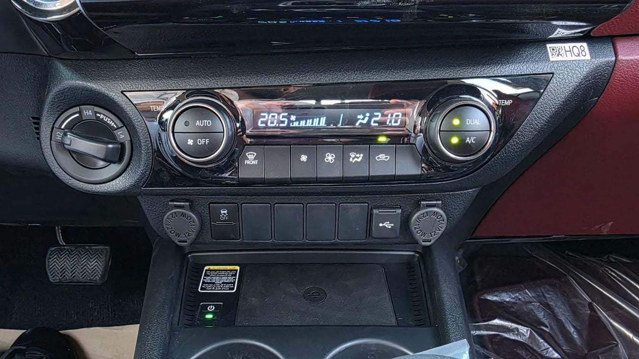 Toyota Hilux 2026 TOYOTA HILUX D/C 2.7L AT FULL OPTION (OMAN SPECS GLX)