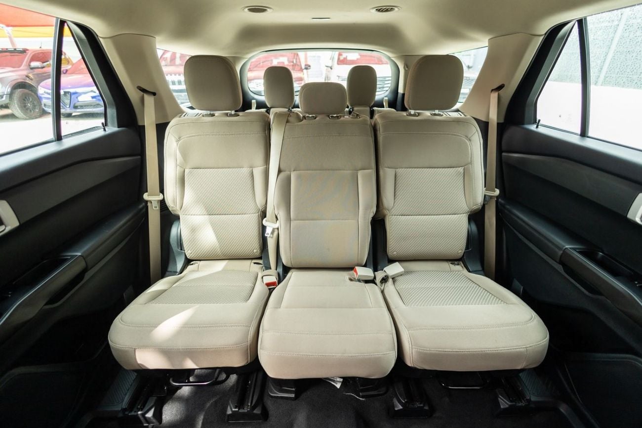فورد إكسبلورر Base 100A 3.3L RWD