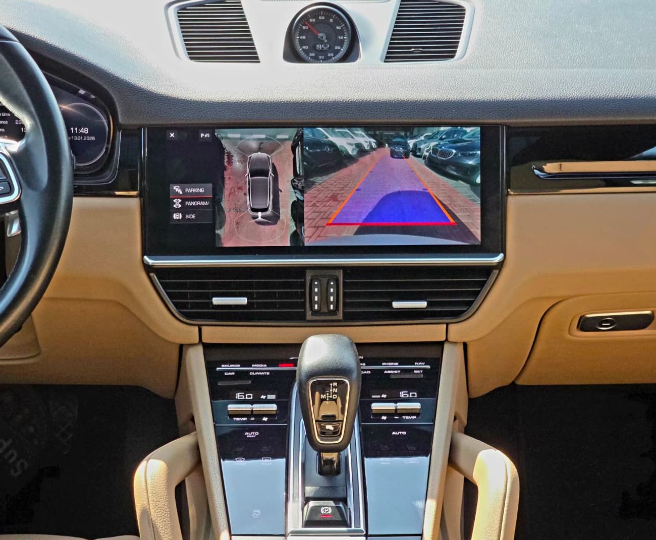 بورش كايان Base